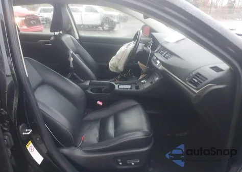 2014 Lexus Ct 200H z USA, uszkodzony, nr VIN JTHKD5BH6E2178079